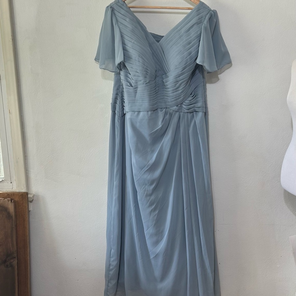 Elegant Blue Evening Dress bridesmaid mother of the bride